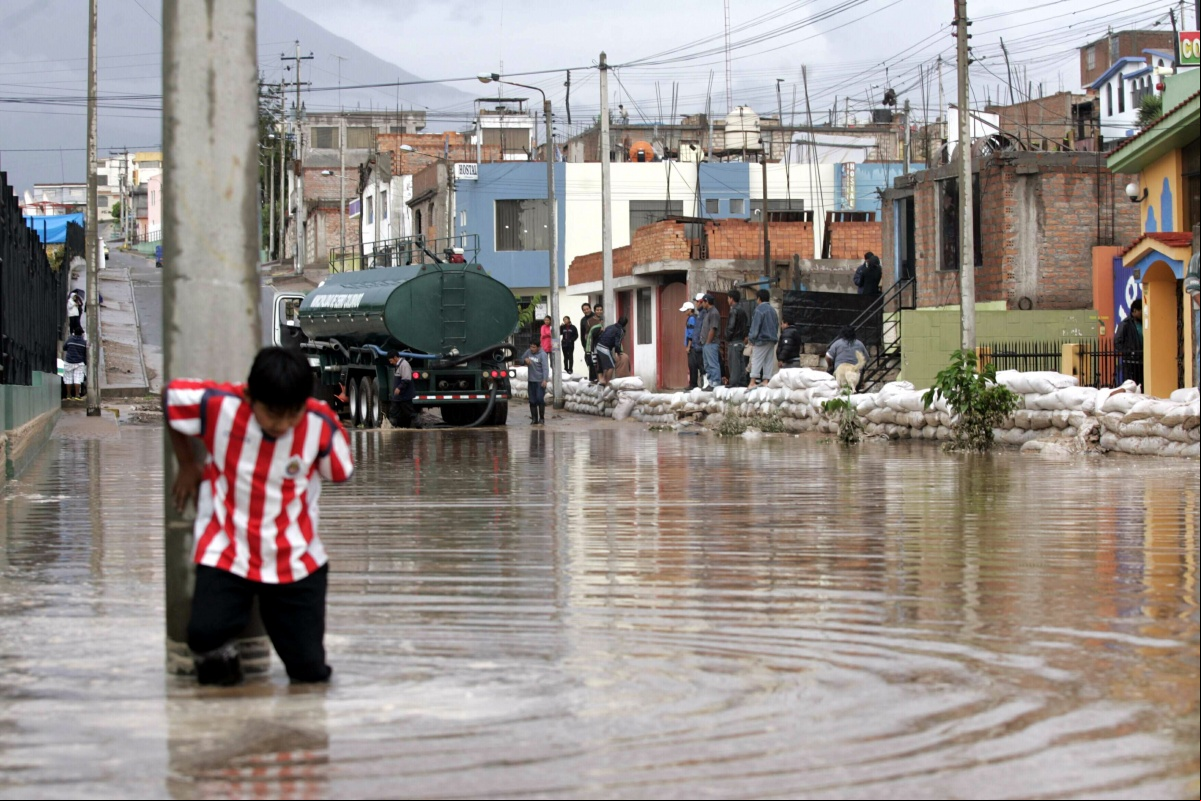 Las inundaciones han afectado a miles de personas en la provincia de Lima. Foto Perú21