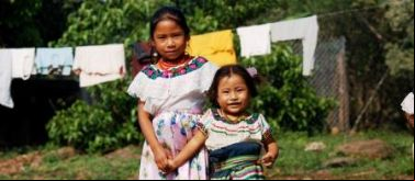 Niñas indígenas mexicanas