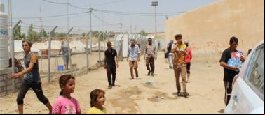 Alimentos primera necesidad a refugiados iraquíes