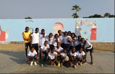 Escuela deportiva de la Fundación Real Madrid en Angola