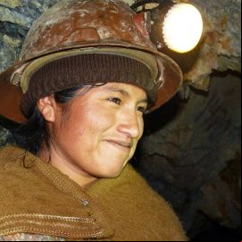 Mujeres mineras en Japo, Bolivia